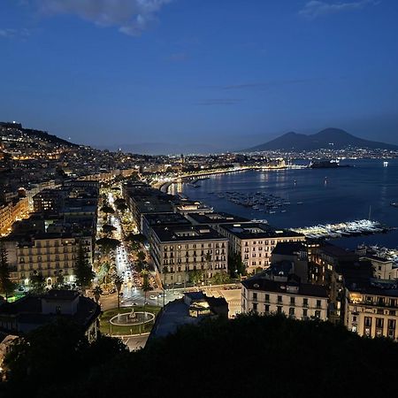 Dimora Poseidon Apartment Napoli Ngoại thất bức ảnh