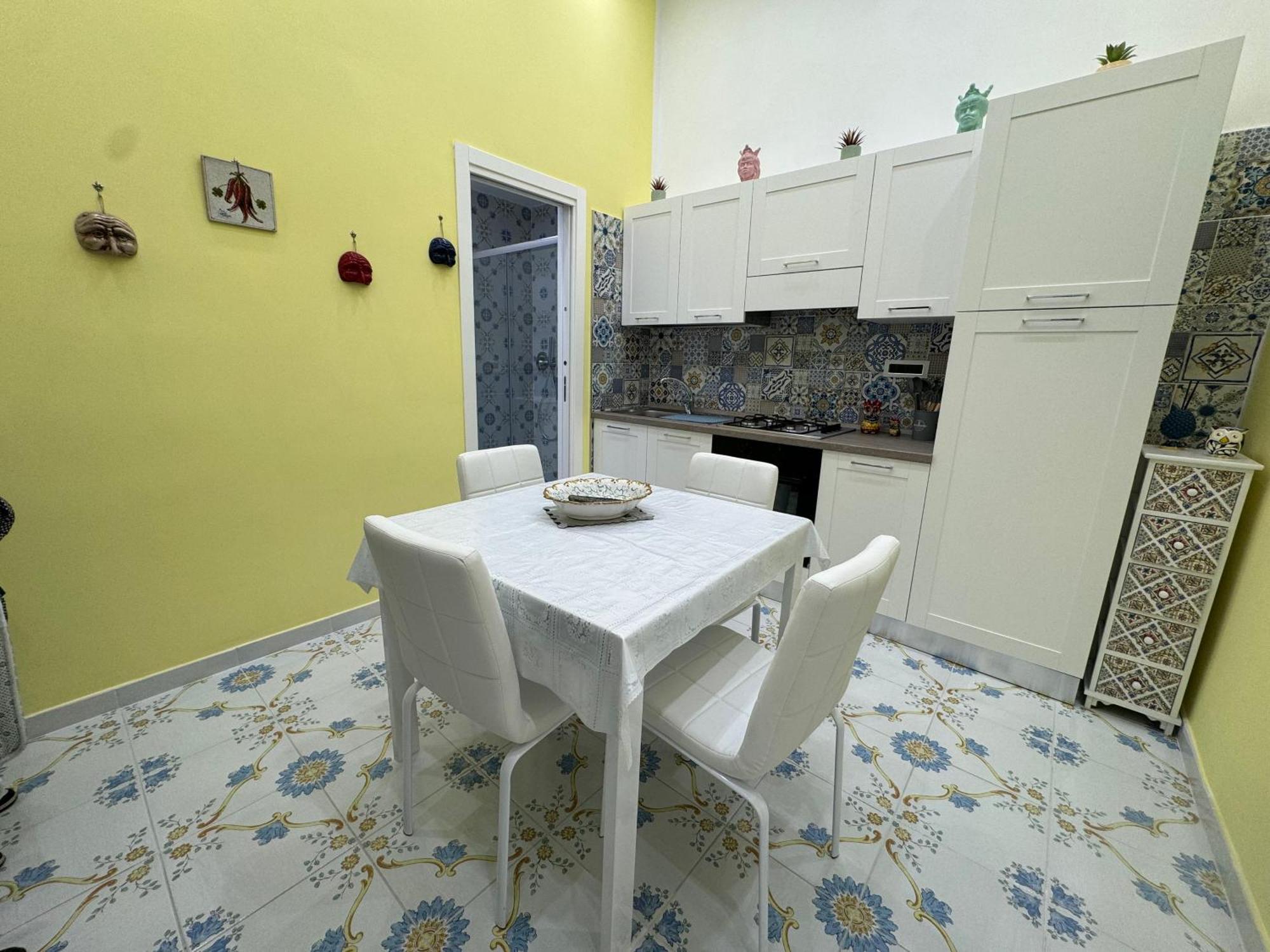 Dimora Poseidon Apartment Napoli Ngoại thất bức ảnh